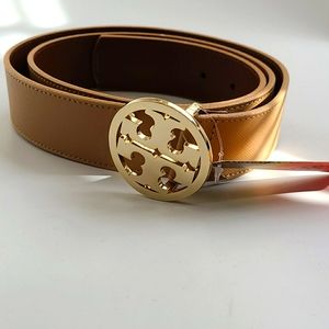 Tory burch sand leather logo belt M